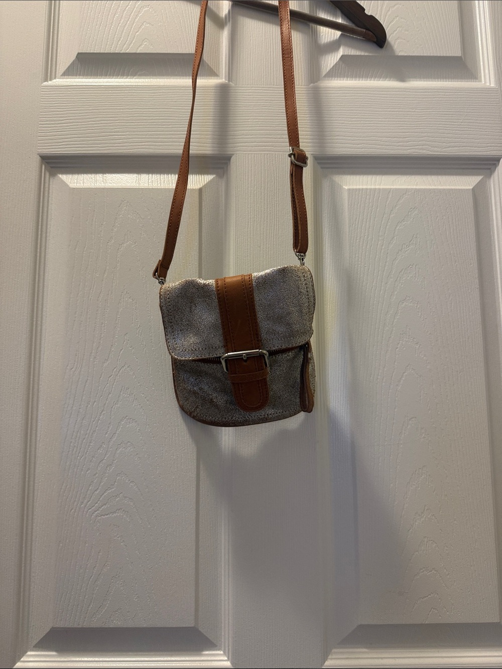 Tano Metalic silver Convertible Crossbody Messenger with Brown Trim NWOT